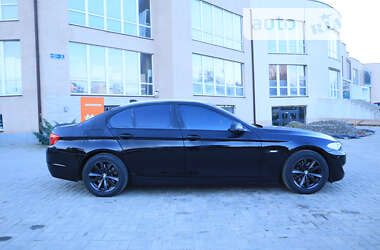 Седан BMW 5 Series 2012 в Чернівцях