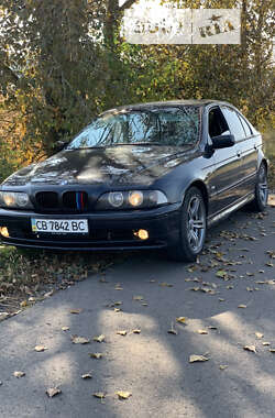 Седан BMW 5 Series 2001 в Ічні