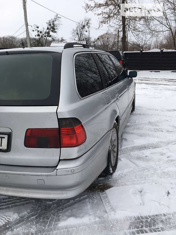 Универсал BMW 5 Series 2002 в Костополе