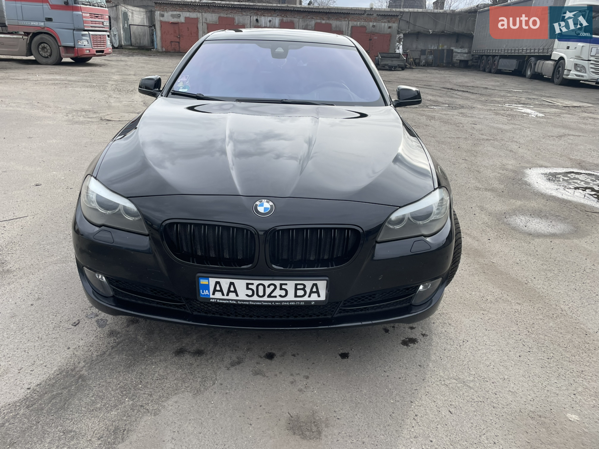 2012 BMW 5er - мініатюра 2