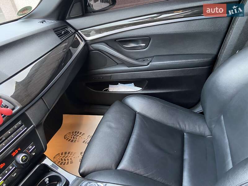 Седан BMW 5 Series 2010 в Тячеве фото 9 Седан BMW 5 Series 2010 в Тячеве