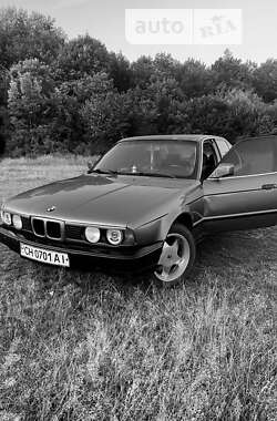 Седан BMW 5 Series 1989 в Ужгороде