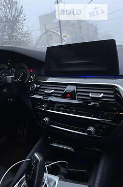 Седан BMW 5 Series 2018 в 