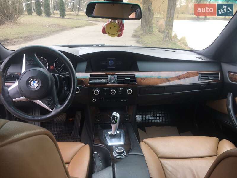 Седан BMW 5 Series 2008 в Рівному