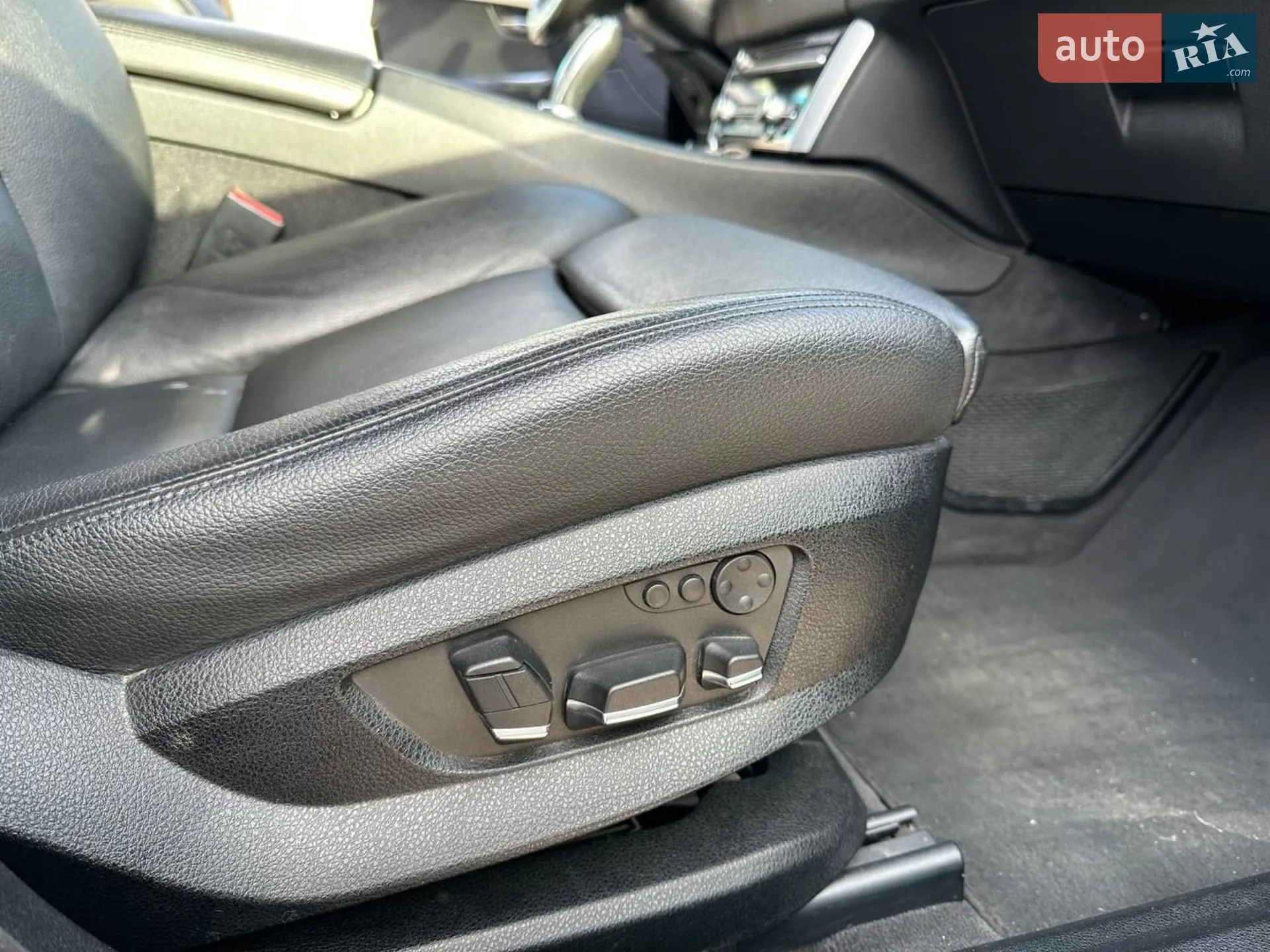 2013 BMW 5er - мініатюра 29