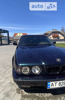 Седан BMW 5 Series 1994 в Долині