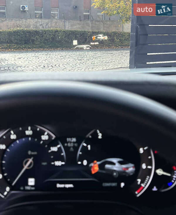 Седан BMW 5 Series 2017 в Черновцах