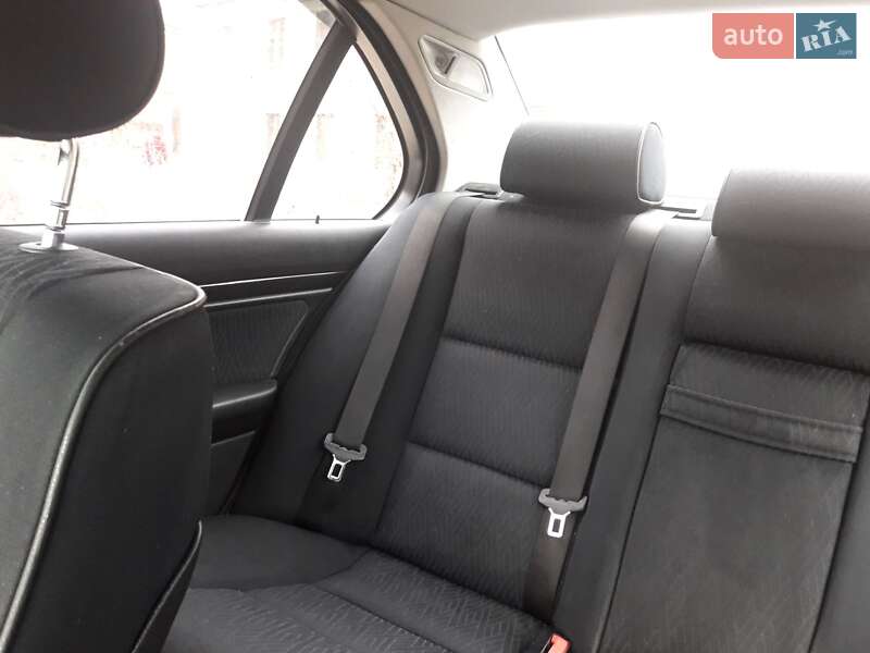 Седан BMW 5 Series 2002 в Запоріжжі