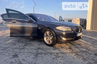 Седан BMW 5 Series 2012 в Хусте