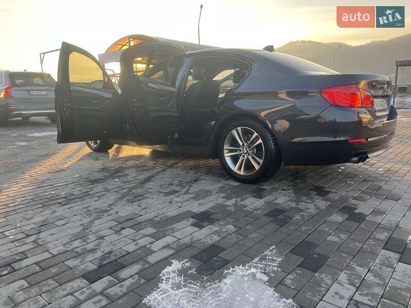 Седан BMW 5 Series 2012 в Хусті фото 32 Седан BMW 5 Series 2012 в Хусті
