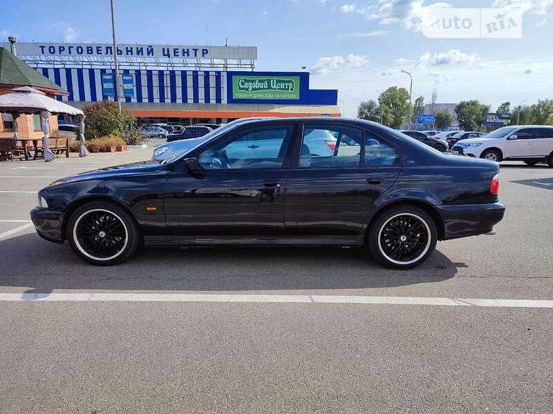 Седан BMW 5 Series 1998 в Кривому Розі