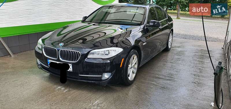 Седан BMW 5 Series 2012 в Хмельницькому