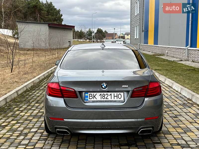 Седан BMW 5 Series 2011 в Сарнах