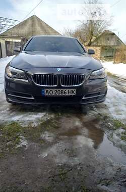 Седан BMW 5 Series 2014 в Сваляві