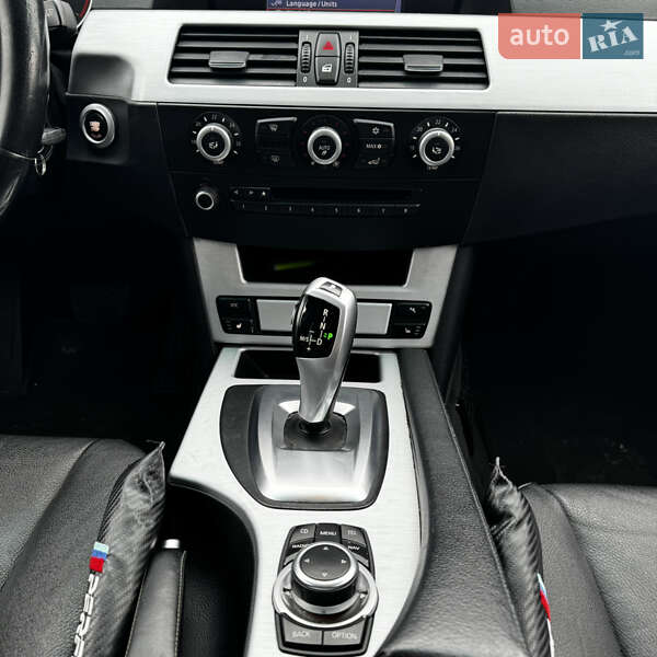 Седан BMW 5 Series 2008 в Кременці