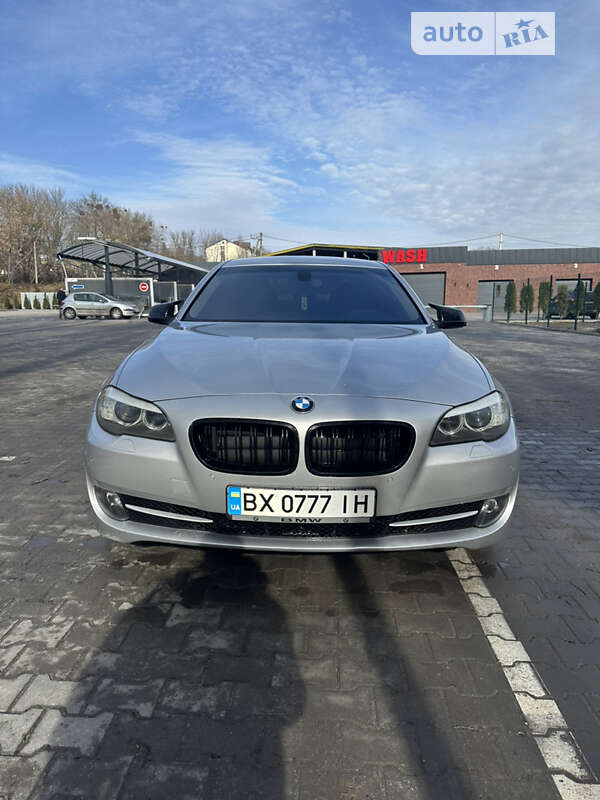 Седан BMW 5 Series 2011 в Хмельницком