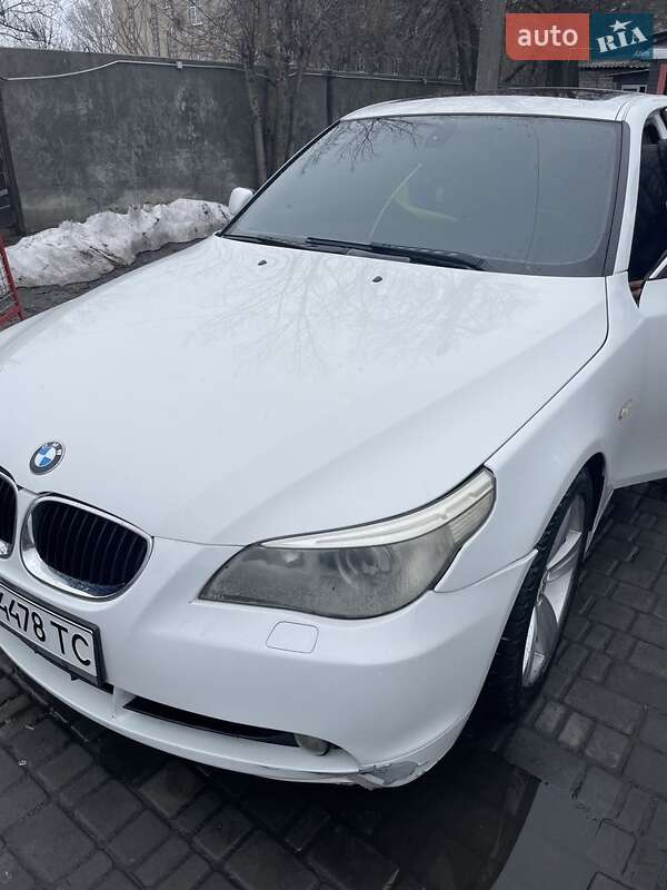 Седан BMW 5 Series 2005 в Тернівці