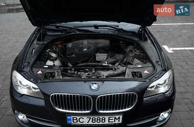 Седан BMW 5 Series 2013 в Львове