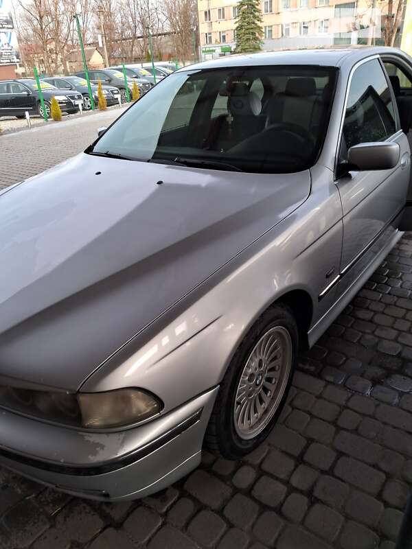 Седан BMW 5 Series 1996 в Надвірній