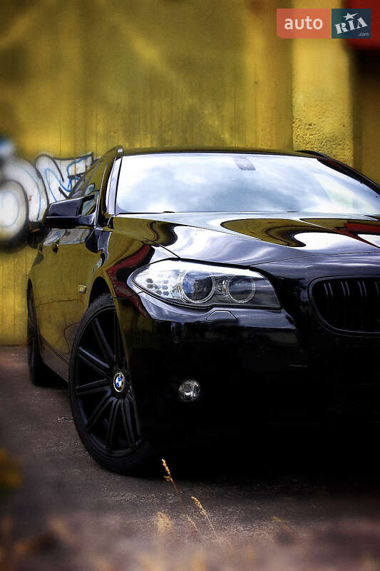 Универсал BMW 5 Series 2012 в Киеве