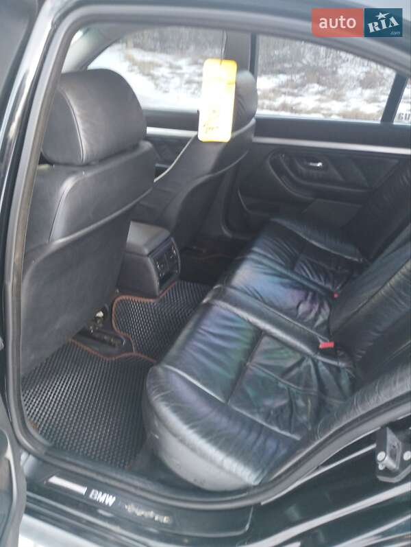 Седан BMW 5 Series 2001 в Кодыме