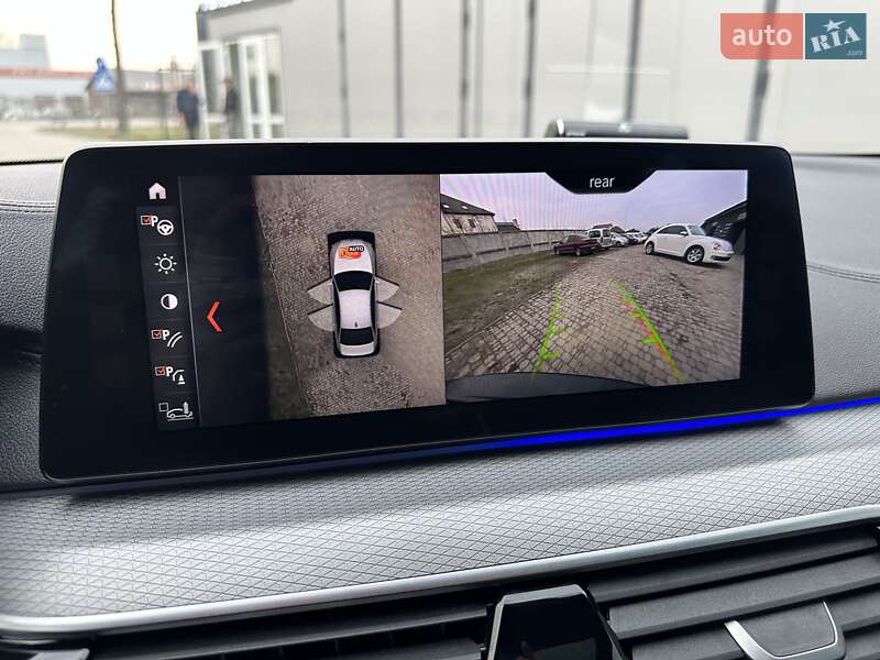 Седан BMW 5 Series 2017 в Львові