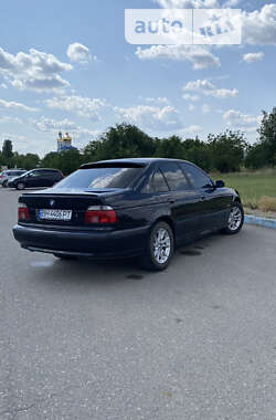 Седан BMW 5 Series 1998 в Южном