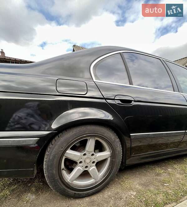Седан BMW 5 Series 2000 в Тетиеве