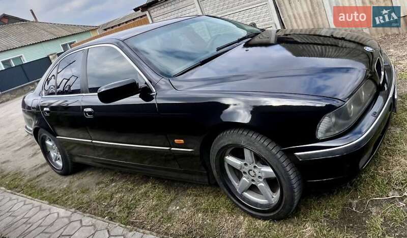 Седан BMW 5 Series 2000 в Тетиеве