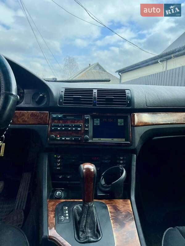 Седан BMW 5 Series 2000 в Тетиеве