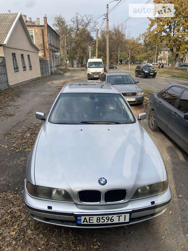 Универсал BMW 5 Series 2000 в Днепре