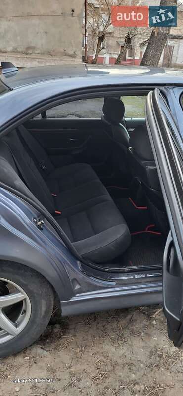 Седан BMW 5 Series 2000 в Кривому Розі