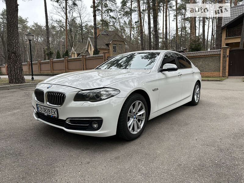 Седан BMW 5 Series 2014 в Чернигове