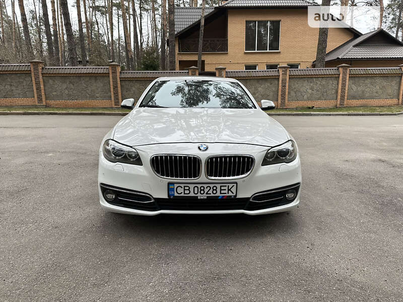 Седан BMW 5 Series 2014 в Чернигове