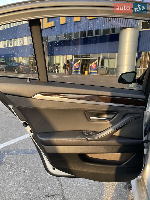 Седан BMW 5 Series 2012 в Киеве фото 14 Седан BMW 5 Series 2012 в Киеве