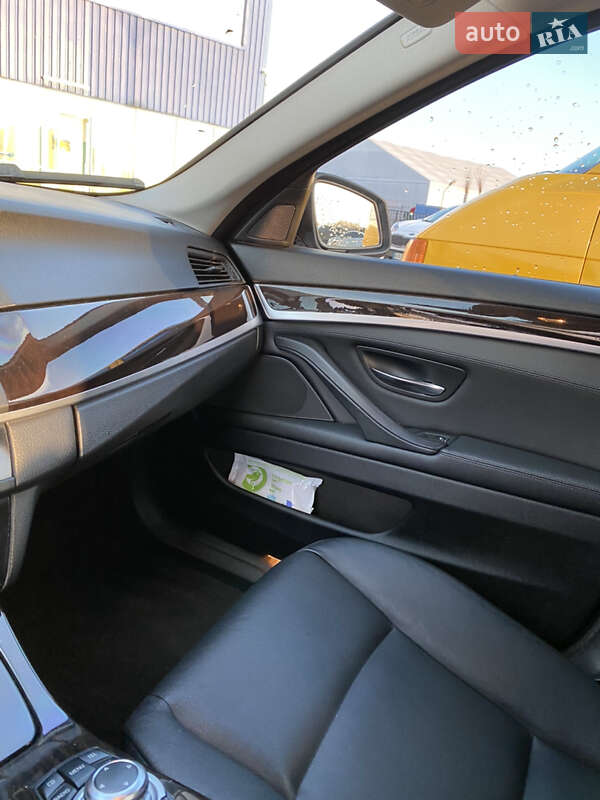 Седан BMW 5 Series 2012 в Киеве фото 21 Седан BMW 5 Series 2012 в Киеве