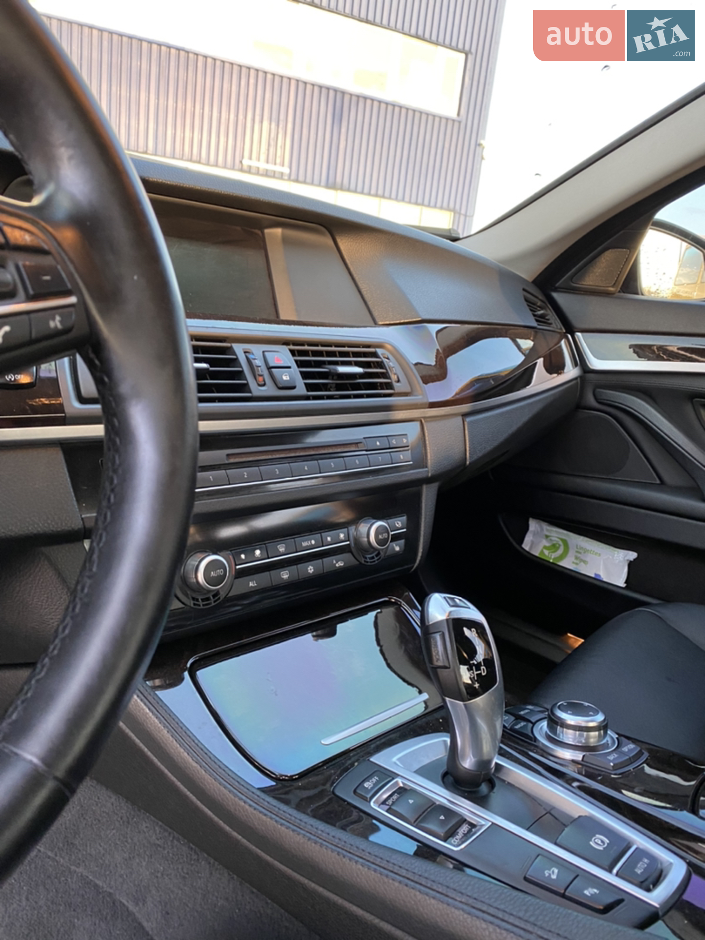 2012 BMW 5er - мініатюра 19