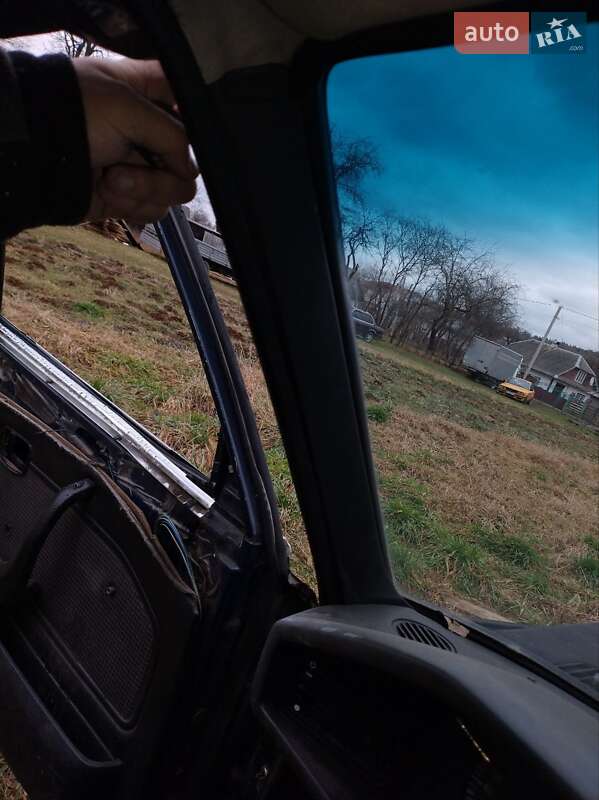 Седан BMW 5 Series 1987 в Богородчанах