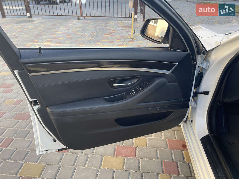 Седан BMW 5 Series 2015 в Кременчуге фото 14 Седан BMW 5 Series 2015 в Кременчуге