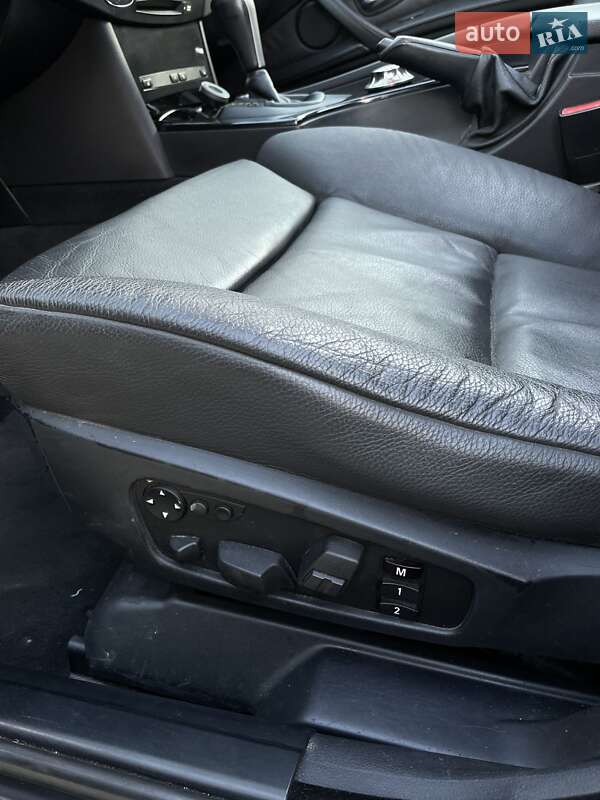 Универсал BMW 5 Series 2005 в Окнах