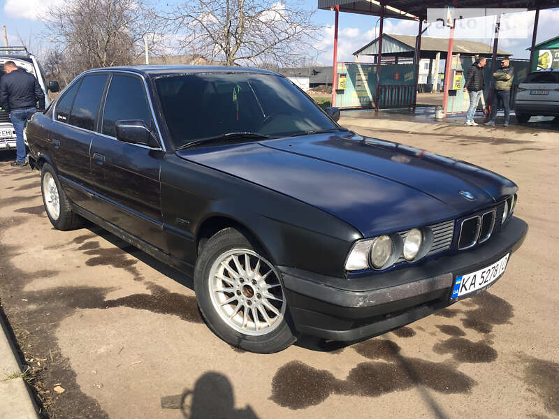 Седан BMW 5 Series 1991 в Попельне