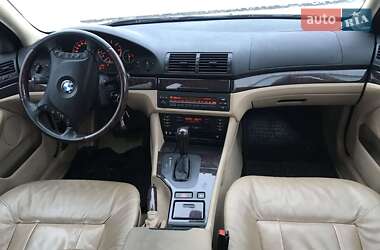 Седан BMW 5 Series 2002 в Днепре