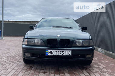 Седан BMW 5 Series 1997 в Сарнах