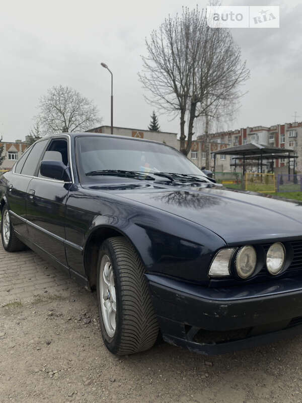 Седан BMW 5 Series 1990 в Сокалі