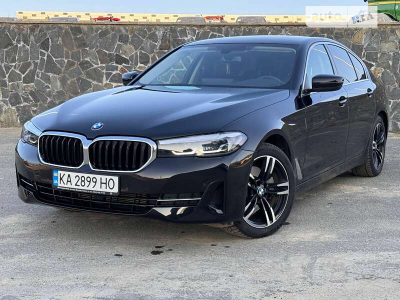 Седан BMW 5 Series 2022 в Киеве