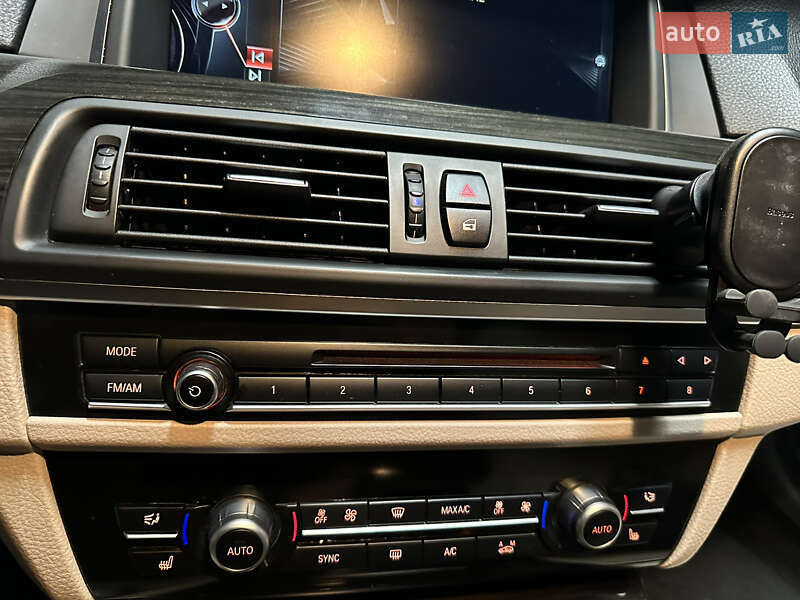 Седан BMW 5 Series 2014 в Львове