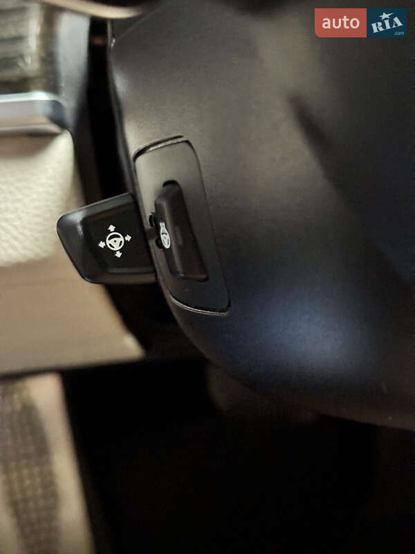 Седан BMW 5 Series 2014 в Львове