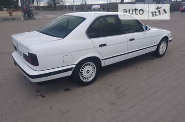 Седан BMW 5 Series 1992 в Красилове