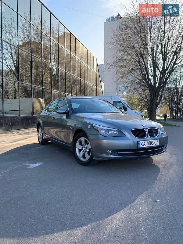 Седан BMW 5 Series 2009 в Киеве