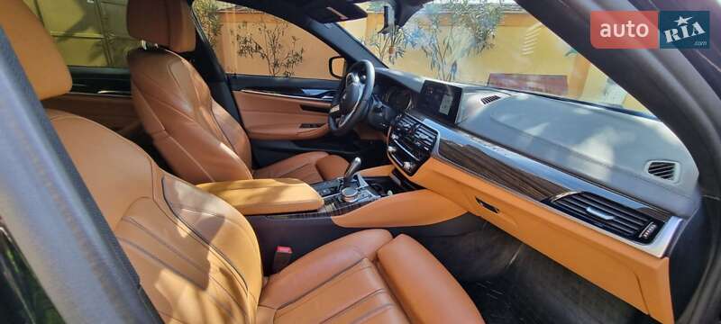 Седан BMW 5 Series 2018 в Береговому фото 21 Седан BMW 5 Series 2018 в Береговому